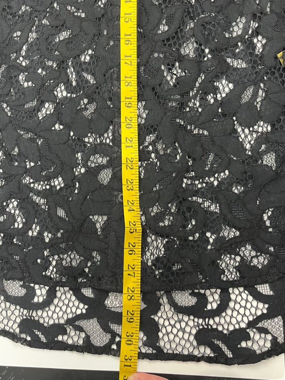Diane Von Furstenburg Black Lace Crochet Collared Long sleeve Button Down, Sz. 8 - Picture 11 of 11
